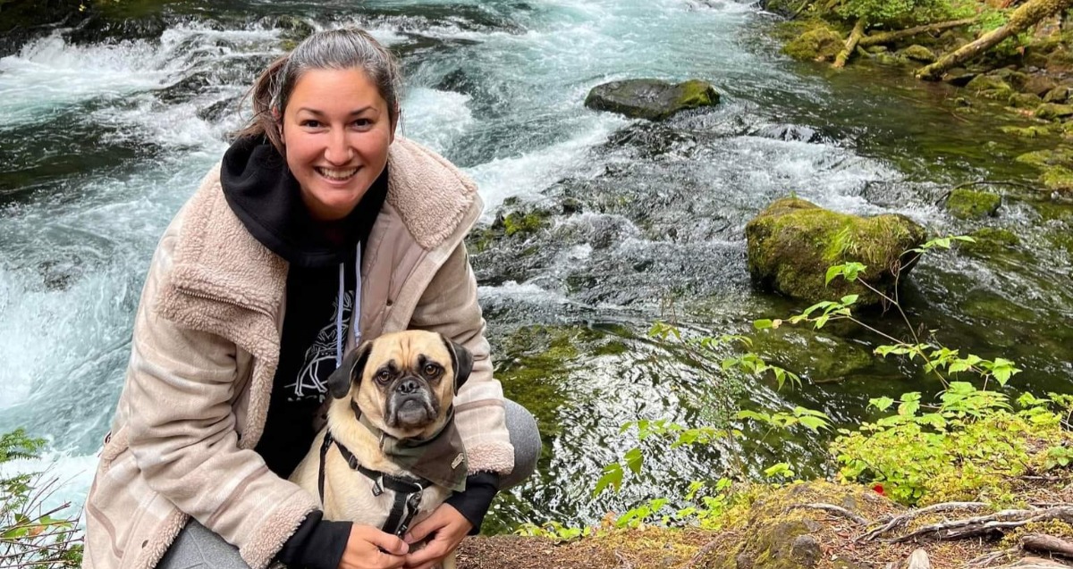 Hala Helstien – Pet Boutique Owner